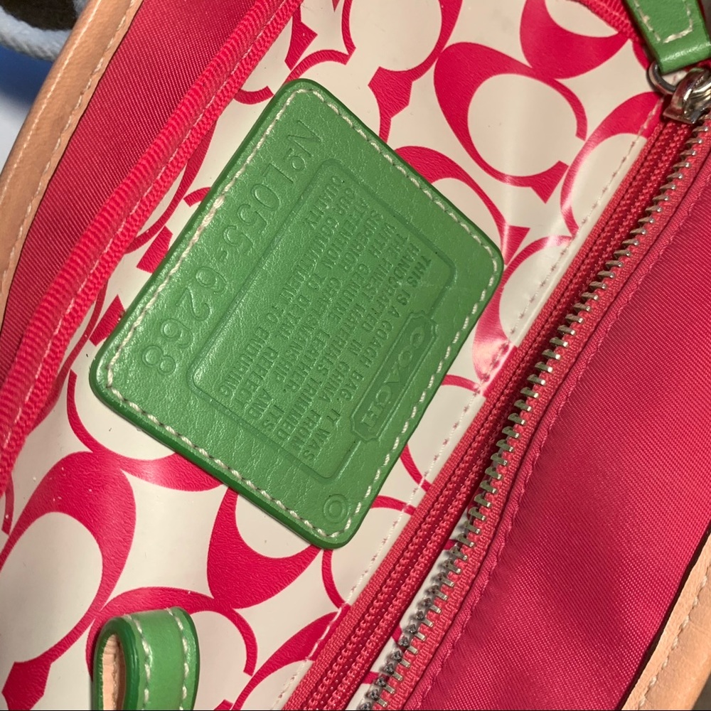 Coach Mini Hampton Tote - Picture 4 of 4